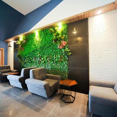 Mye Hotel Муар Екстер'єр фото